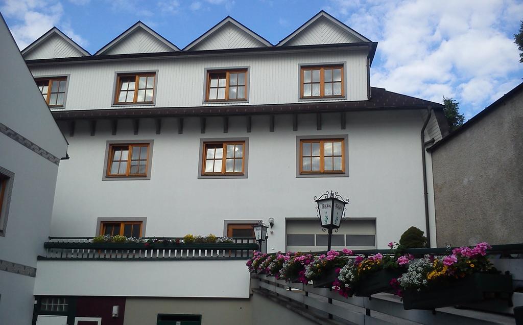 Hotel Die Traube Admont Exterior photo