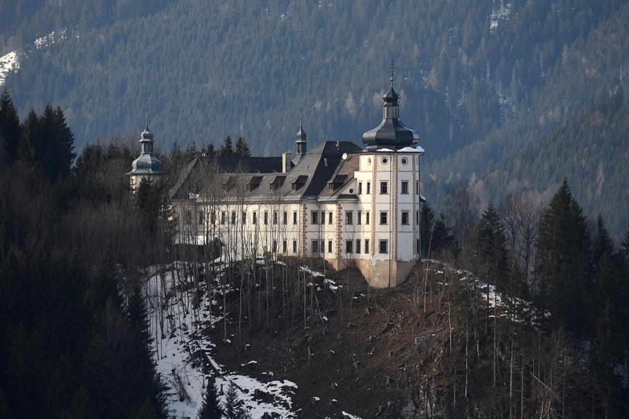 Hotel Die Traube Admont Exterior photo